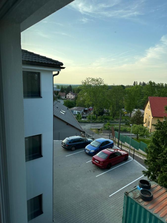 Apartman Byt 75M2 Klid Priroda Pro Rodinu Прага Екстер'єр фото